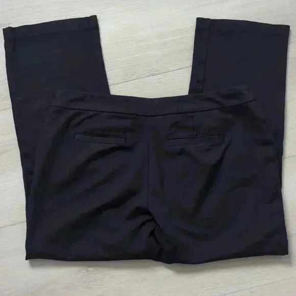 NORTHERN  RELECTIONS | Women's Black Stretchy Pull on Capri Pant - Picture 4 of 4